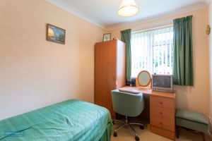 Bedroom- click for photo gallery